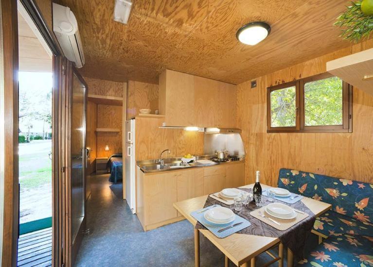 Il Tridente Camping Village 比比翁 外观 照片