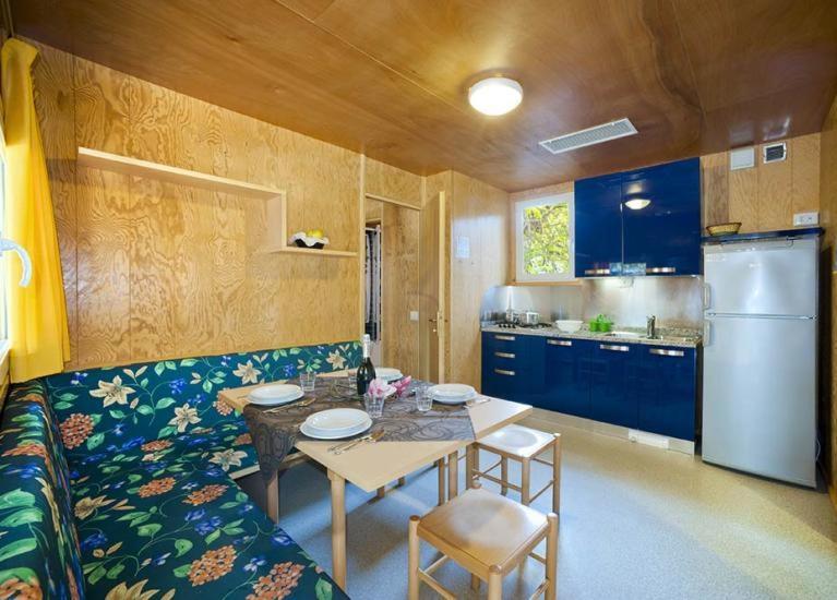 Il Tridente Camping Village 比比翁 外观 照片